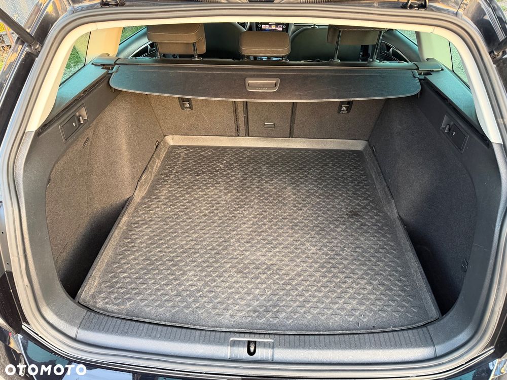 Volkswagen Golf 1.4 TSI BMT ACT Highline DSG - 32