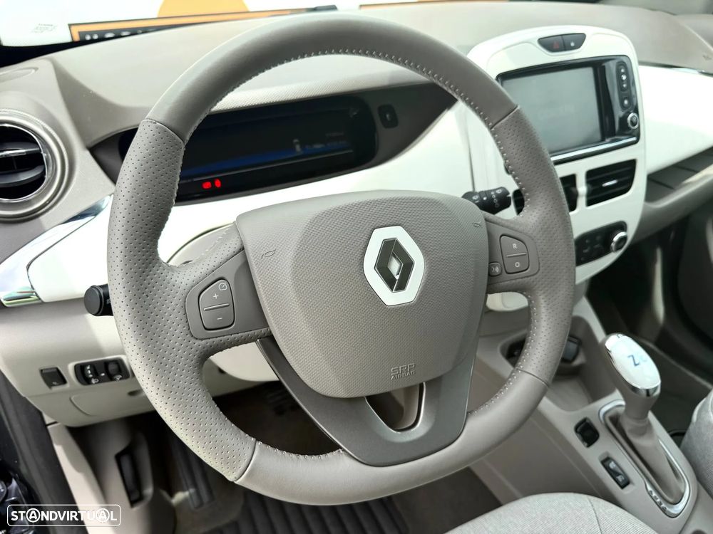Renault Zoe (c/ Bateria) 41 kwh Intens - 17