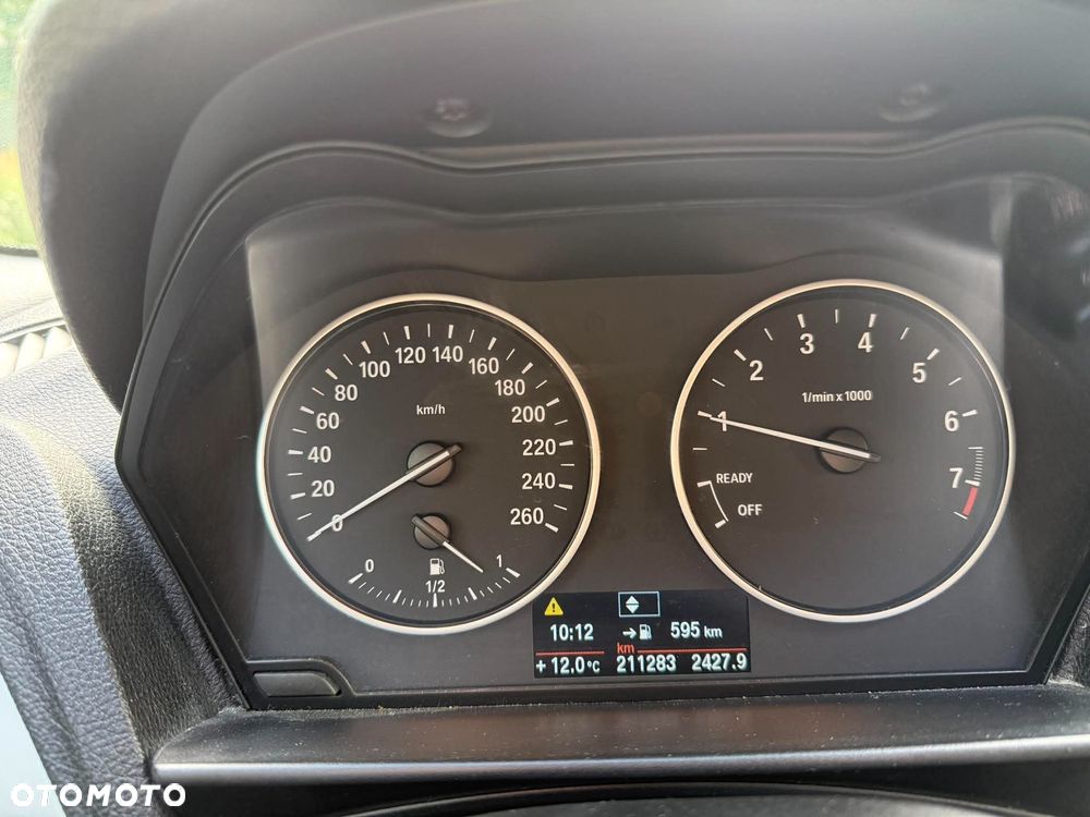 BMW Seria 1 - 13