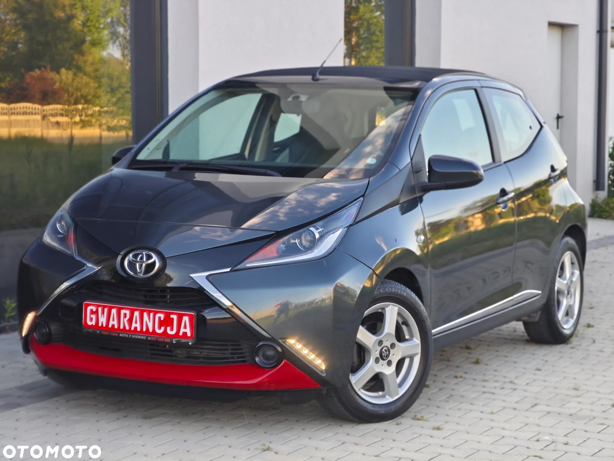 Toyota Aygo 1.0 VVT-i JBL Edition - 1