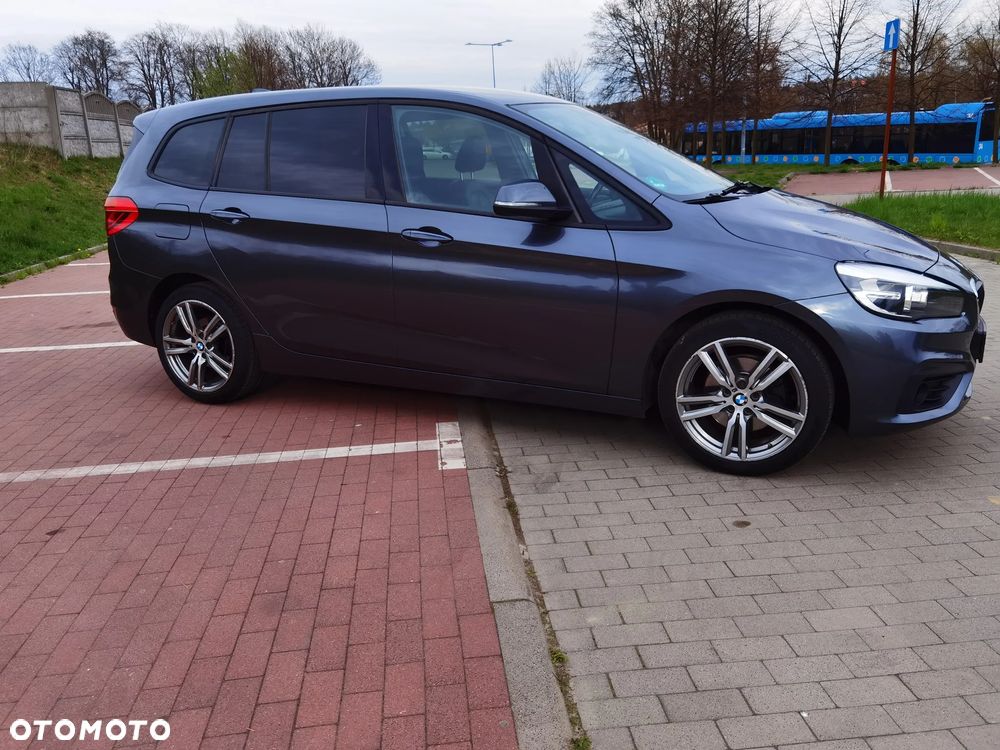 BMW Seria 2 218d Advantage - 2