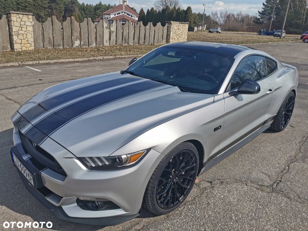 Ford Mustang - 12