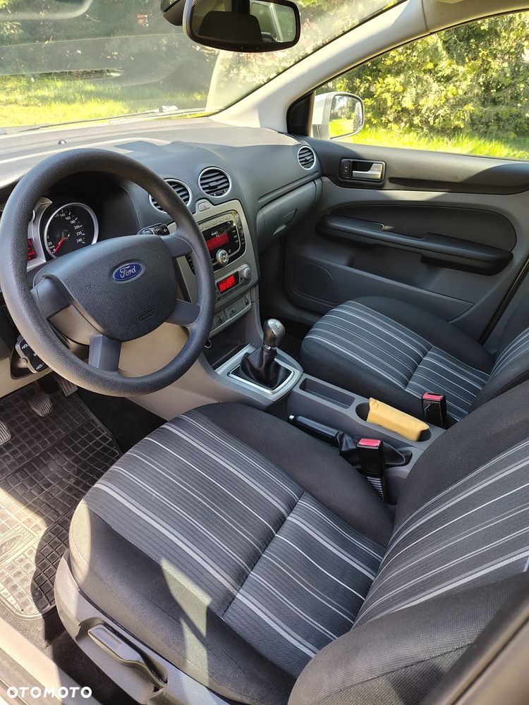 Ford Focus 1.8 Sport - 6