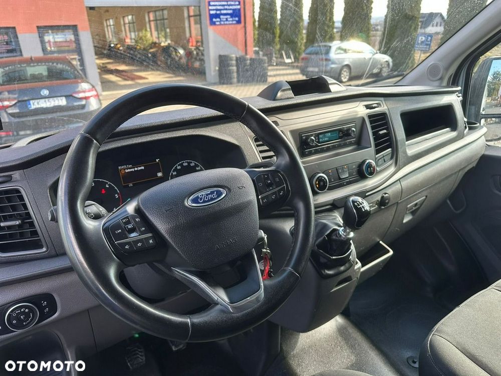 Ford Transit - 18