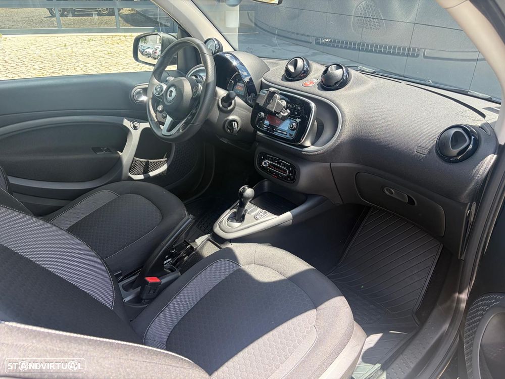 Smart Fortwo Cabrio EQ passion - 11
