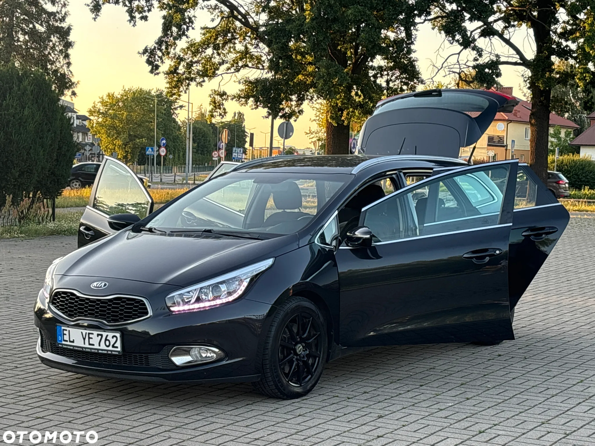 Kia Ceed - 14