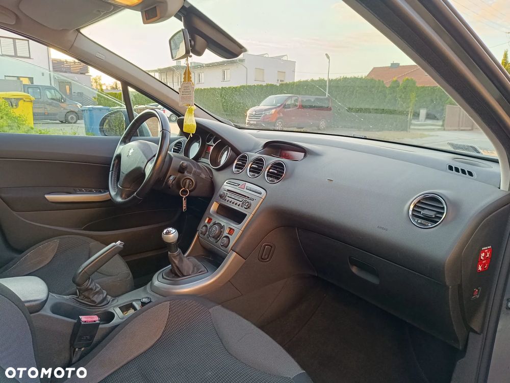 Peugeot 308 HDi FAP 110 (Blue Lion) Sport - 11