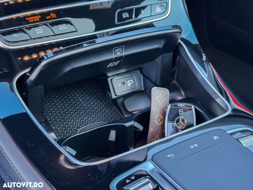 Mercedes-Benz E 53 AMG 4Matic AMG Speedshift 9G-TCT - 22