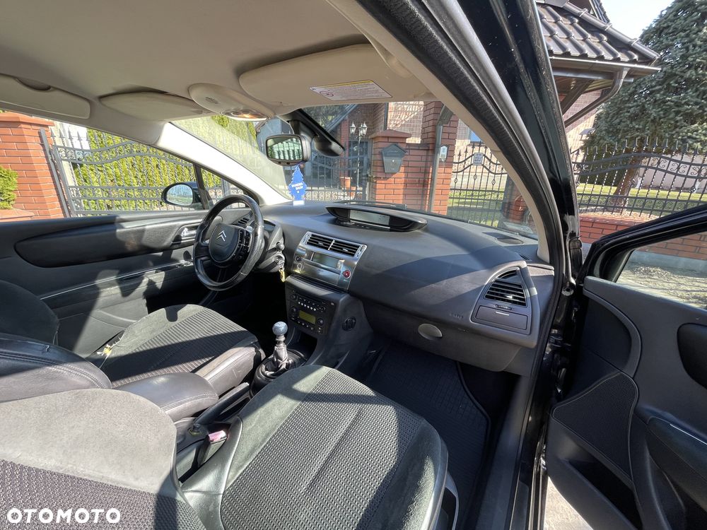 Citroën C4 2.0 HDi VTS - 19