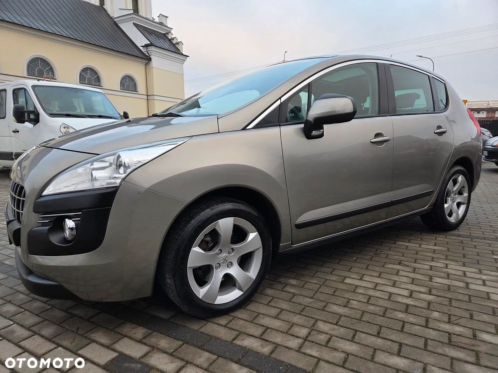 Peugeot 3008 120 VTi Premium - 1