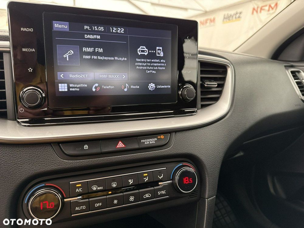 Kia Ceed - 28