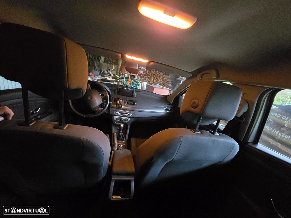 Renault Mégane ENERGY dCi 110 Start & Stop Dynamique - 12