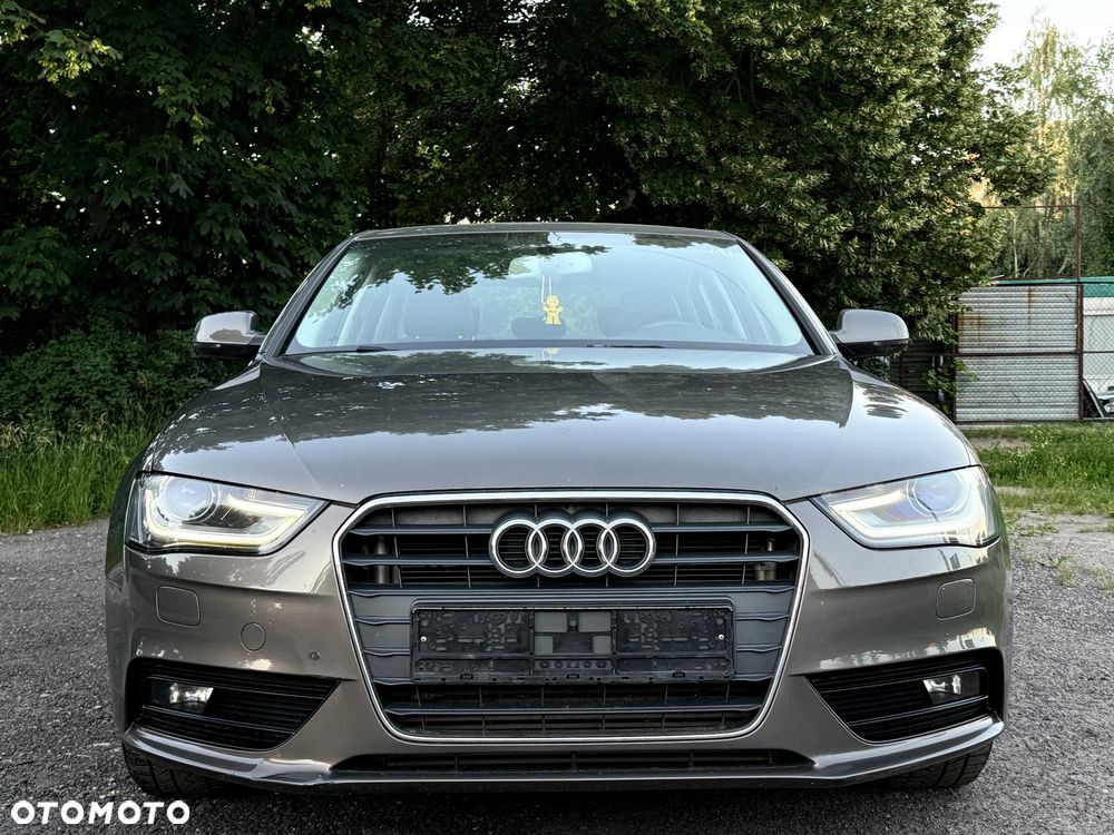 Audi A4 Limousine 2.0 TDI DPF multitronic Attraction - 3
