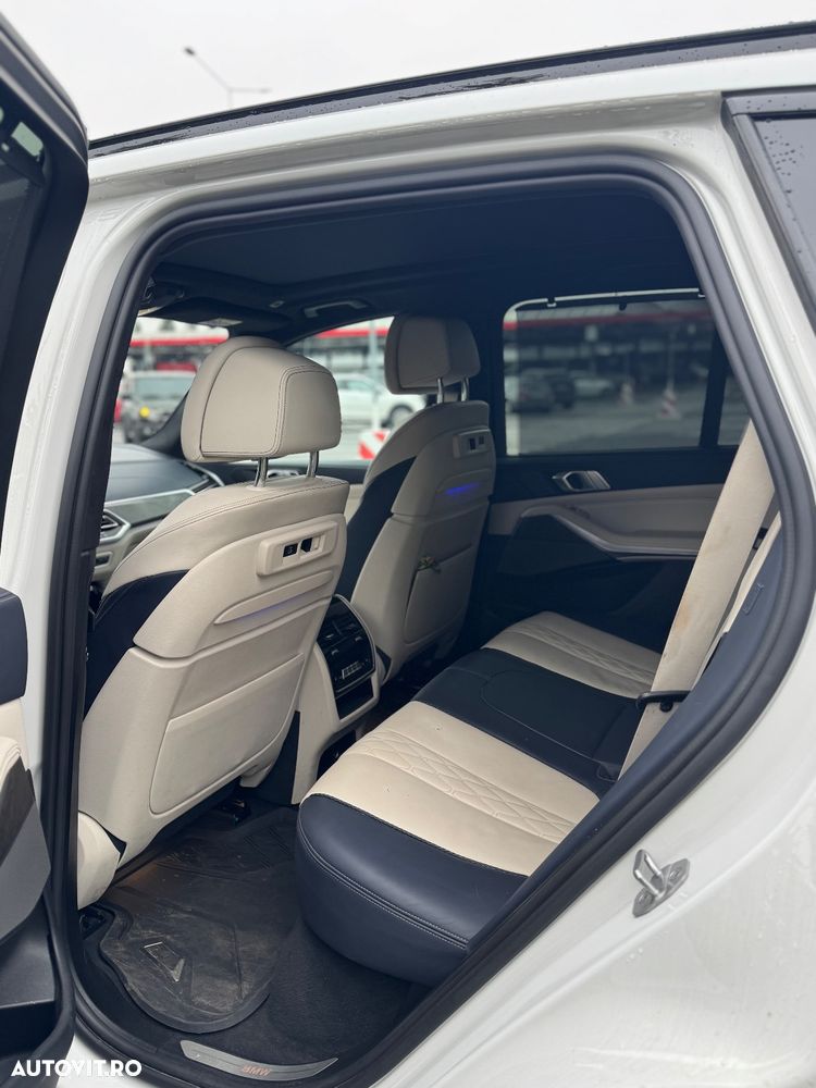 BMW X5 xDrive40d xLine - 11