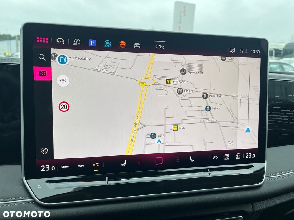 Volkswagen Tiguan - 31