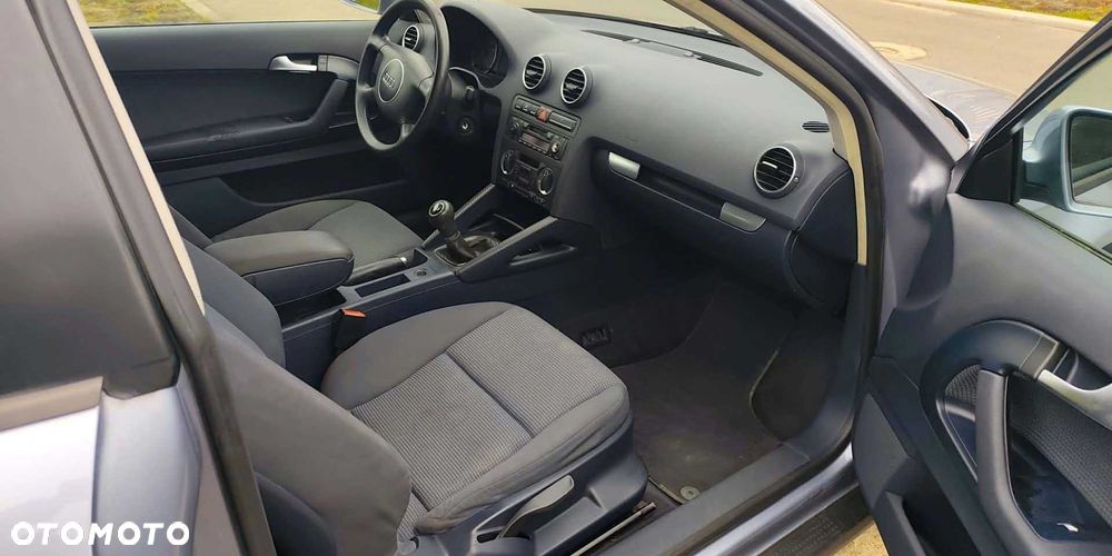Audi A3 Sportback - 7
