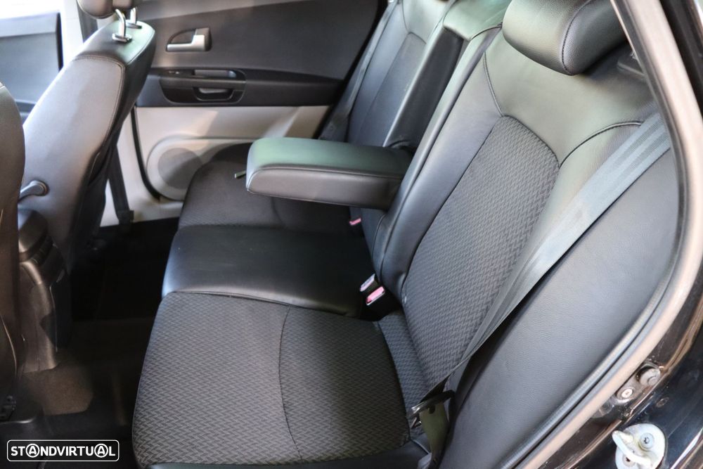 Kia Ceed SW 1.6 CRDi LX - 15