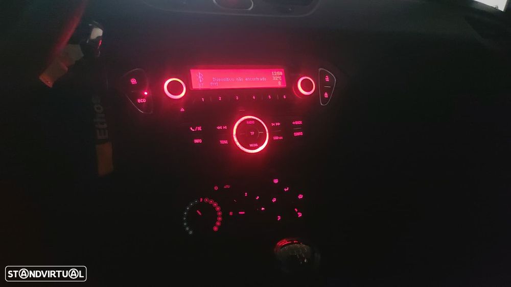 Opel Corsa E-VAN - 12