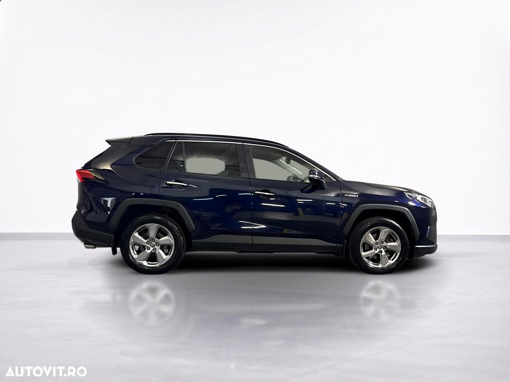 Toyota RAV4 - 7
