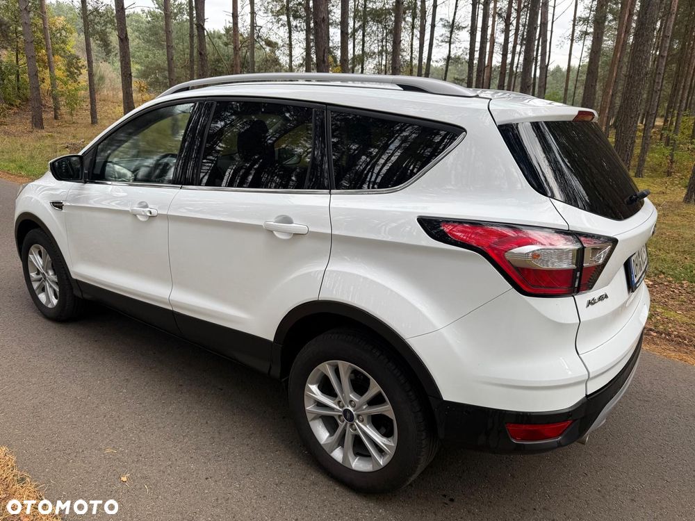 Ford Kuga 2.0 TDCi 2x4 Titanium - 8
