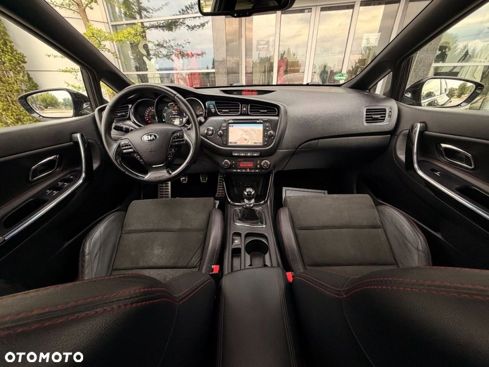 Kia Ceed - 5