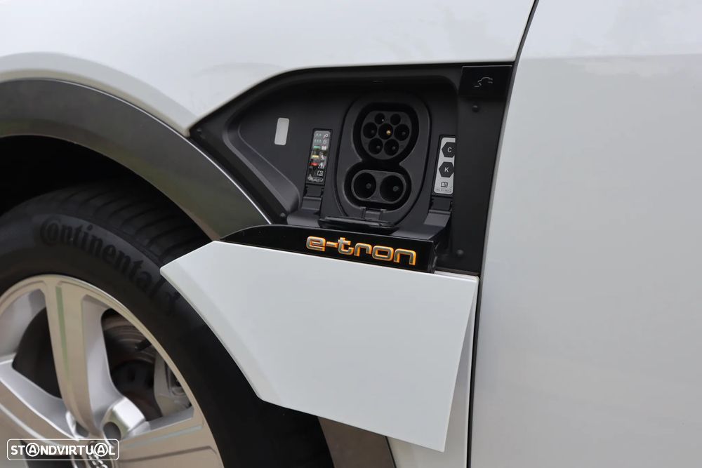 Audi e-tron Sportback 50 quattro - 11
