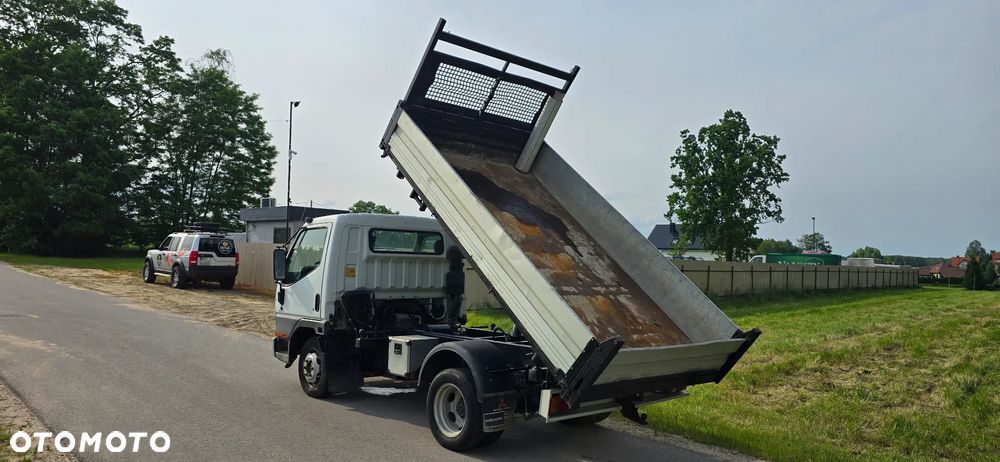 Mitsubishi Fuso Canter - 7