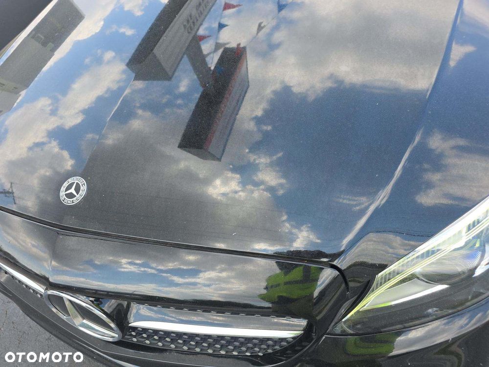Mercedes-Benz Klasa C 300 9G-TRONIC AMG Line - 5