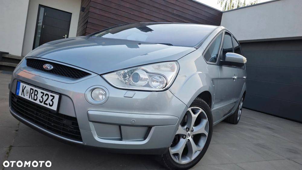 Ford S-Max 2.2 TDCi Titanium - 29