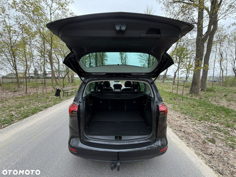 Opel Zafira - 24