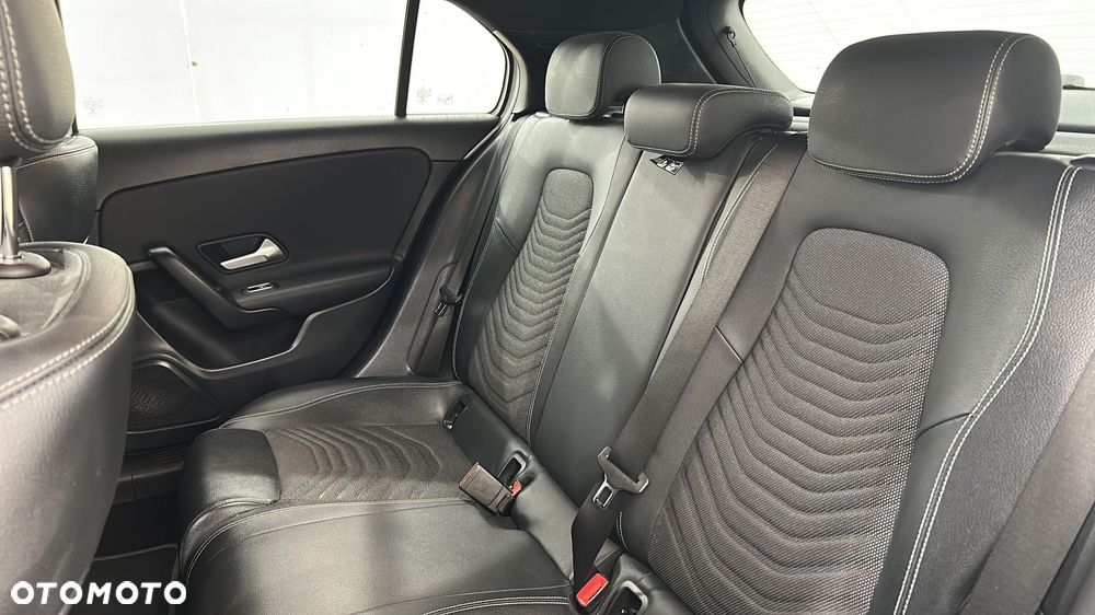 Mercedes-Benz Klasa A 200 7G-DCT - 13