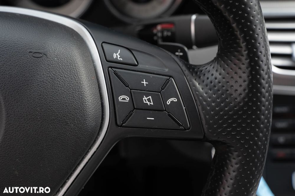 Mercedes-Benz E 200 7G-TRONIC - 21