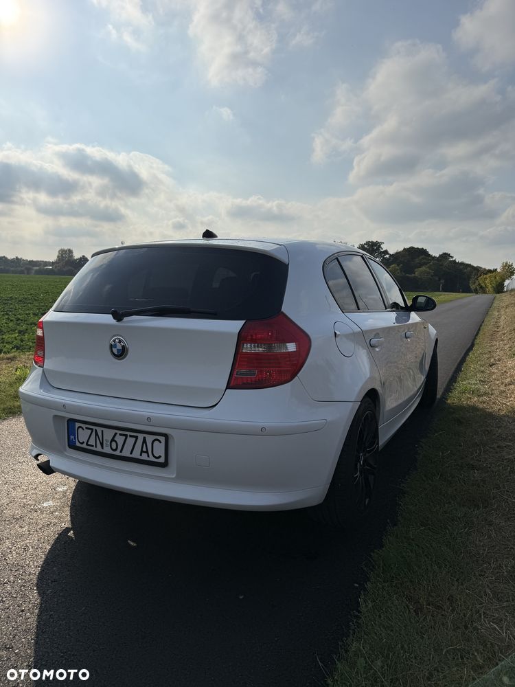BMW Seria 1 116d - 4