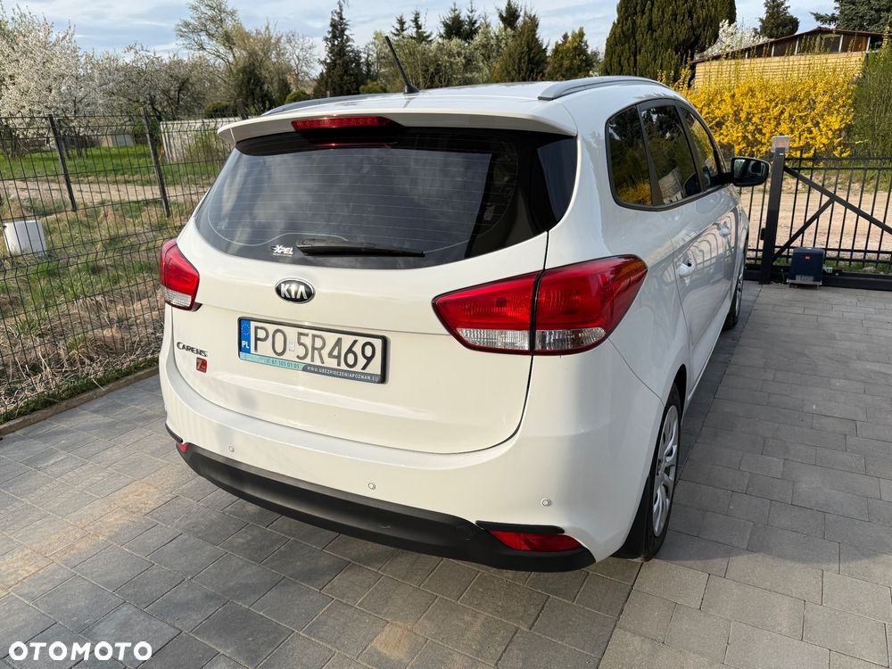 Kia Carens 1.6 GDI M 7os EU6 - 3