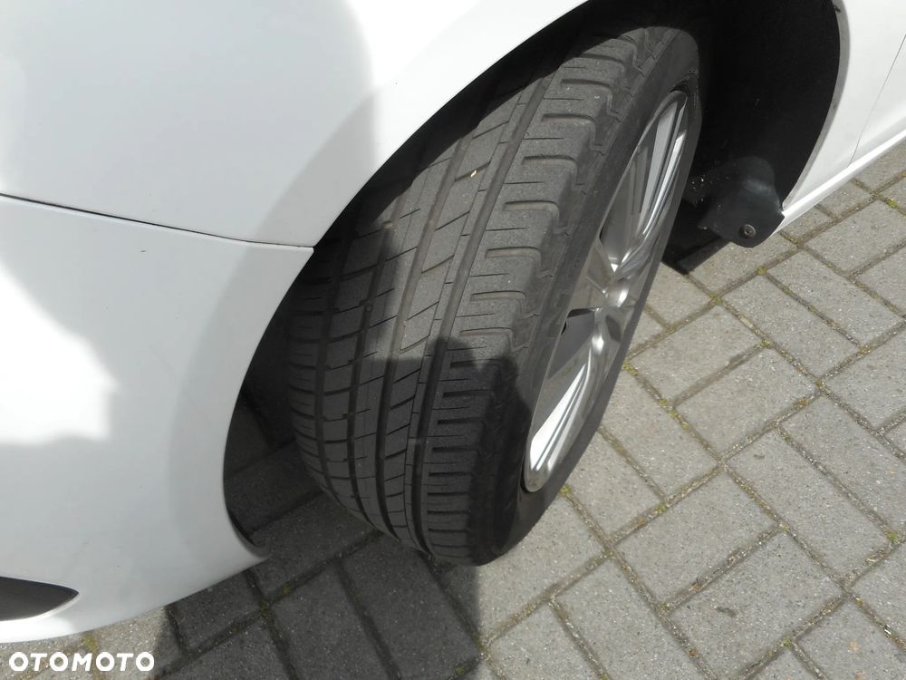 Peugeot 308 BlueHDi 130 EAT6 Stop & Start Active - 19