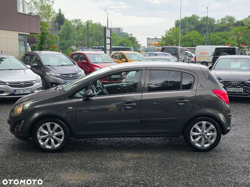 Opel Corsa 1.4 16V Cosmo - 18