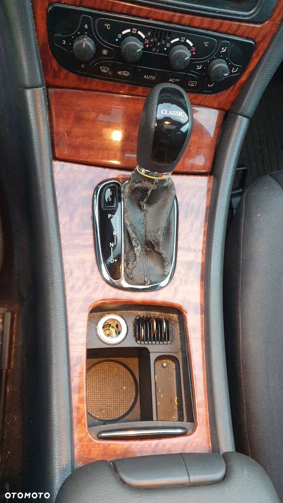 Mercedes-Benz Klasa C 180 Kompressor Automatik Classic - 30