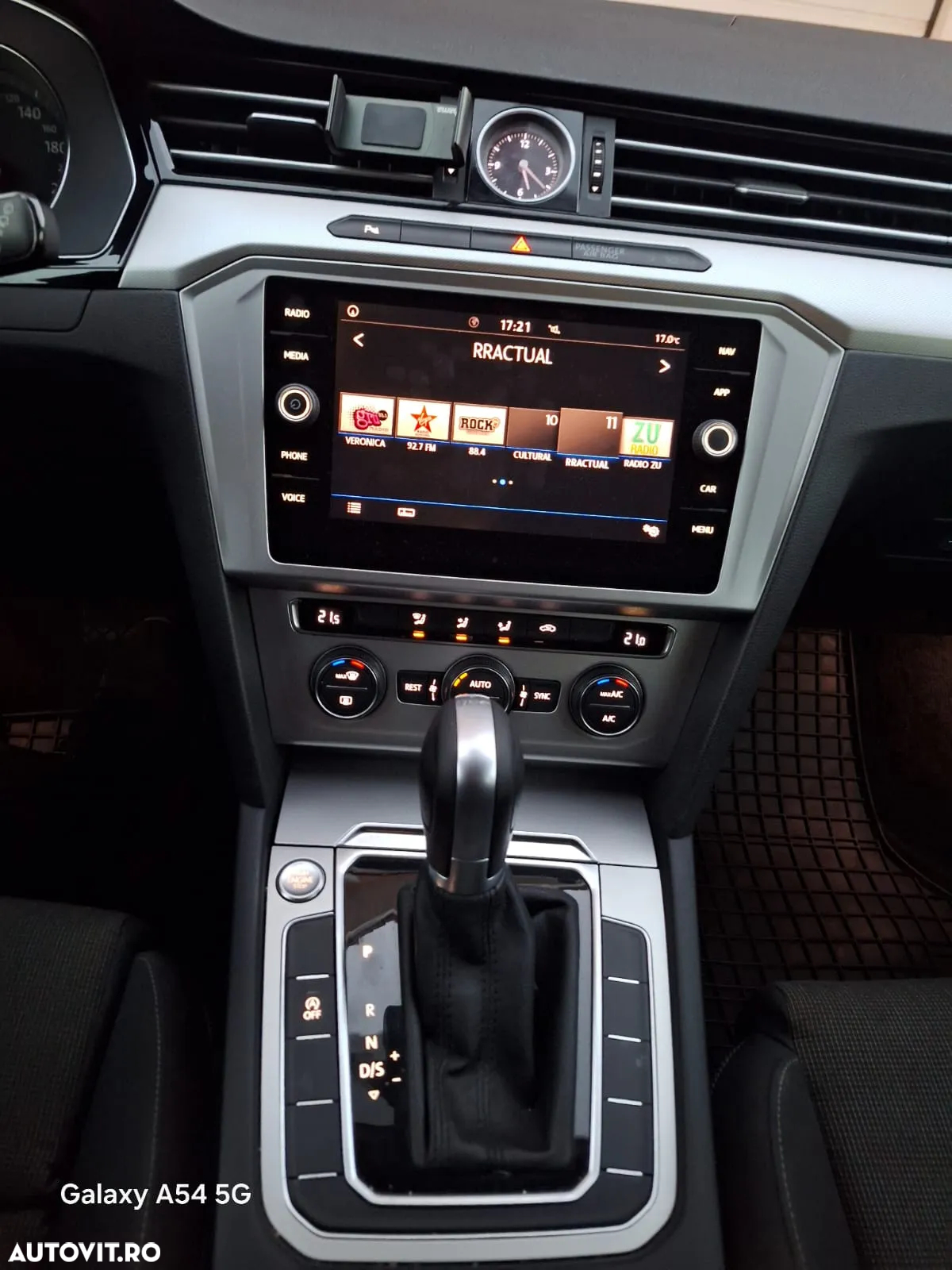Volkswagen Passat - 5