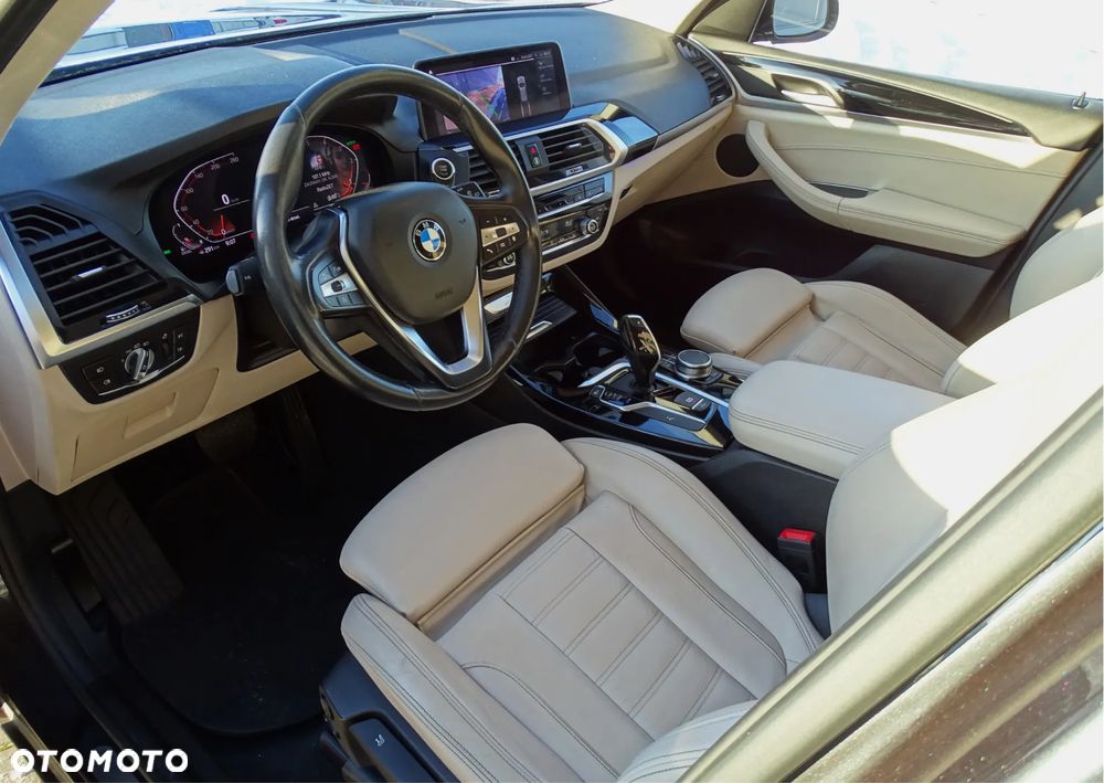 BMW X3 sDrive18d xLine sport - 13