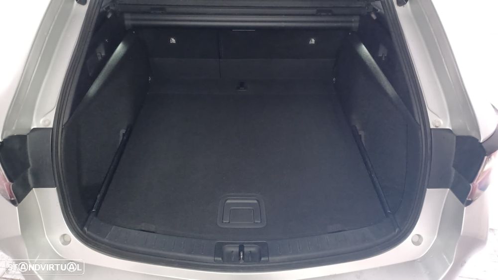 Toyota Corolla Touring Sports 1.8 Hybrid Comfort+P.Sport - 18