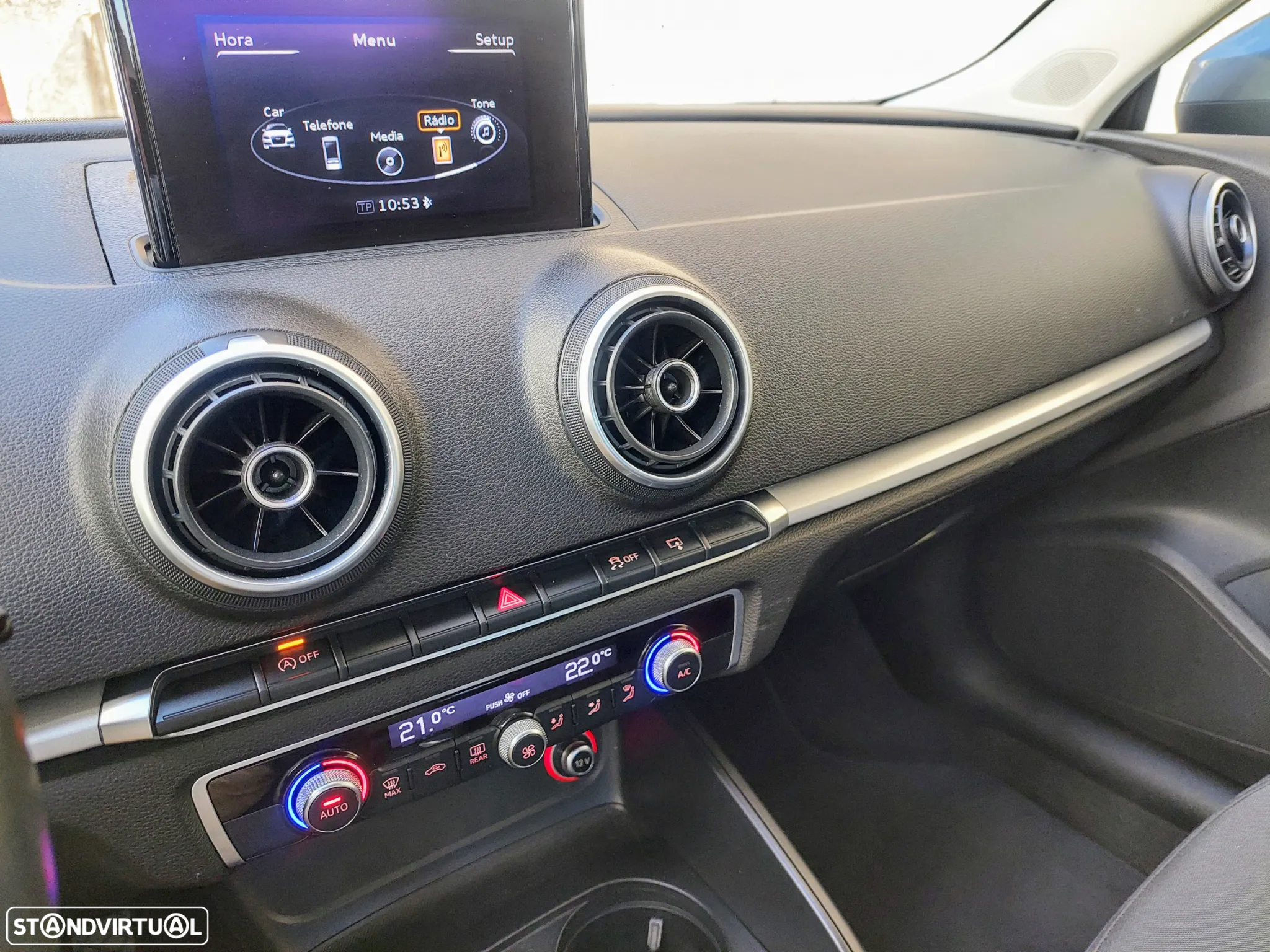 Audi A3 Sportback 1.6 TDI Advance Ultra - 31