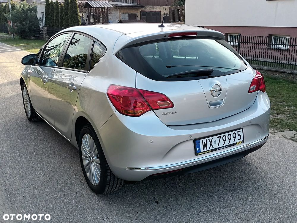 Opel Astra 1.6 Enjoy - 8
