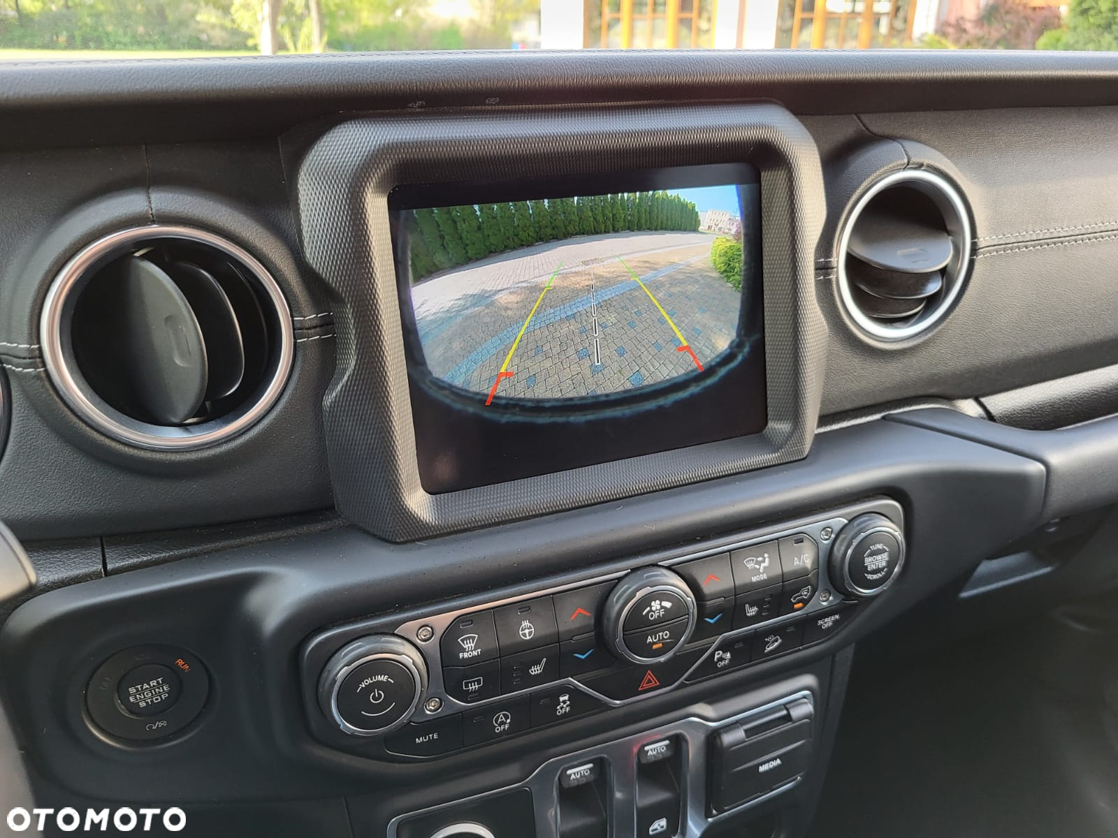 Jeep Wrangler GME 2.0 Turbo Sahara - 28