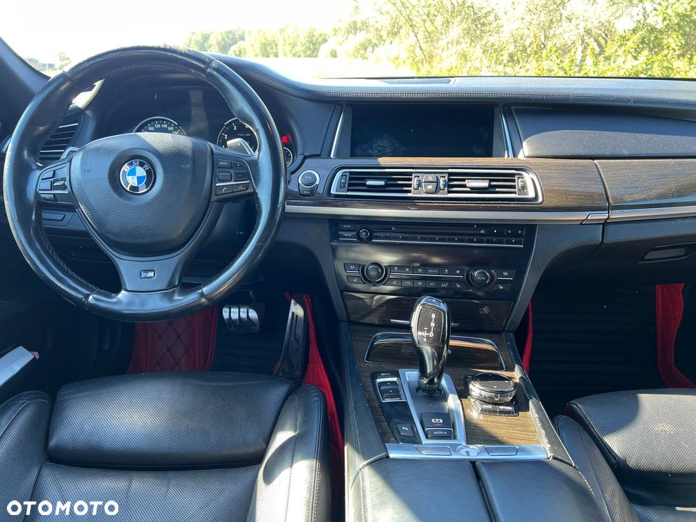 BMW Seria 7 750Li - 4