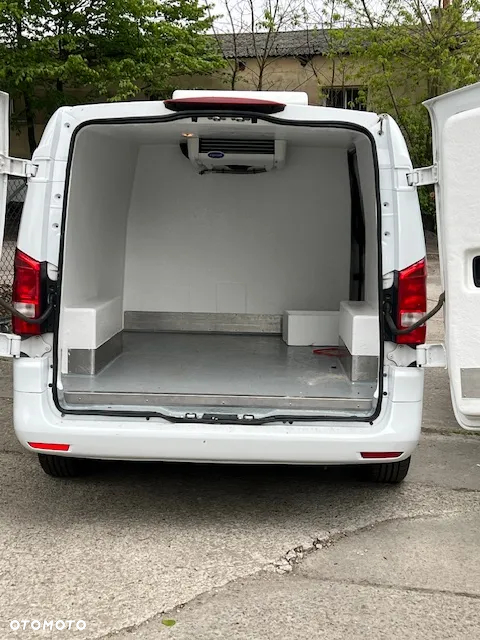Mercedes-Benz Vito - 9