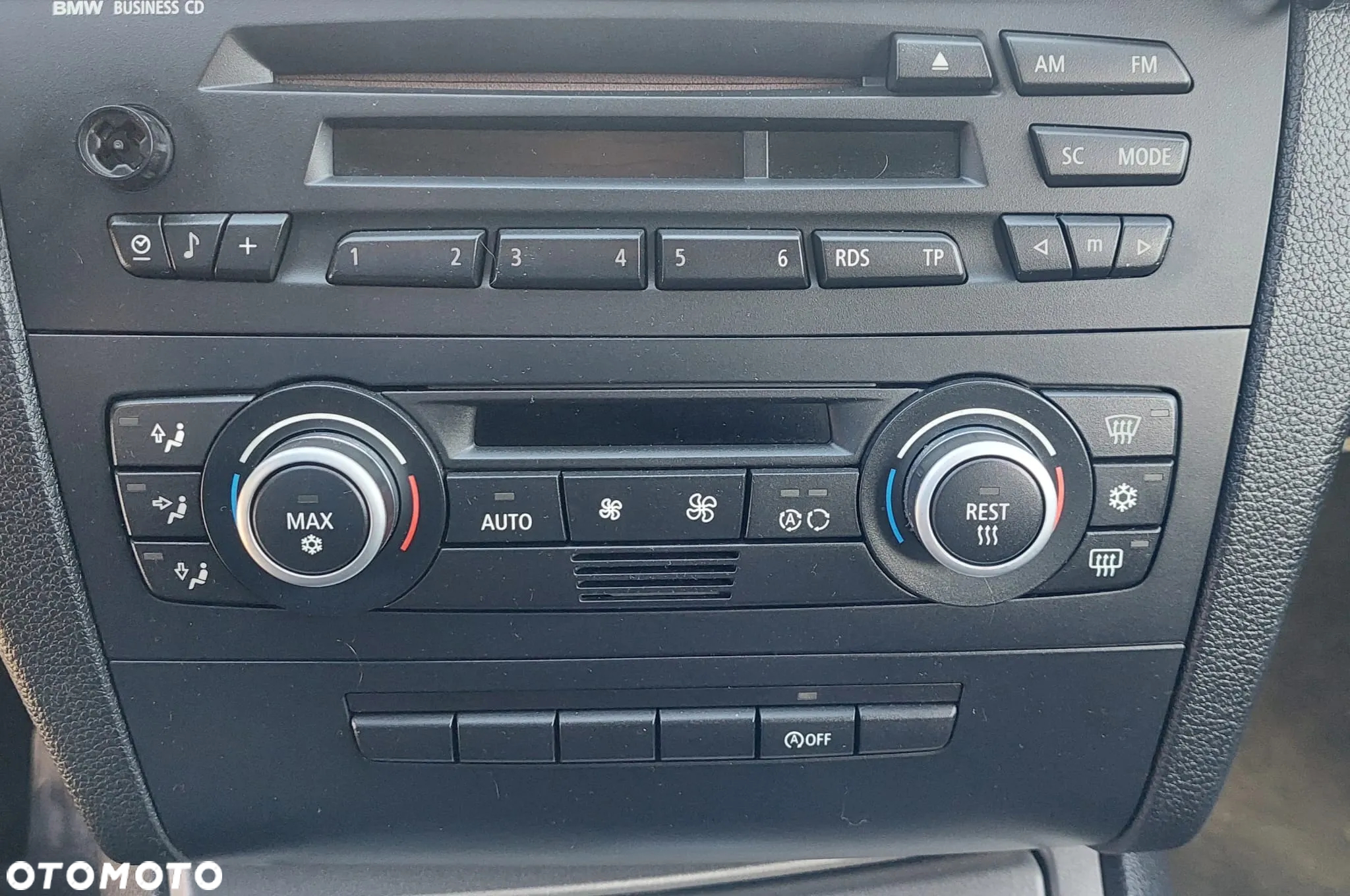BMW Seria 1 116i - 16