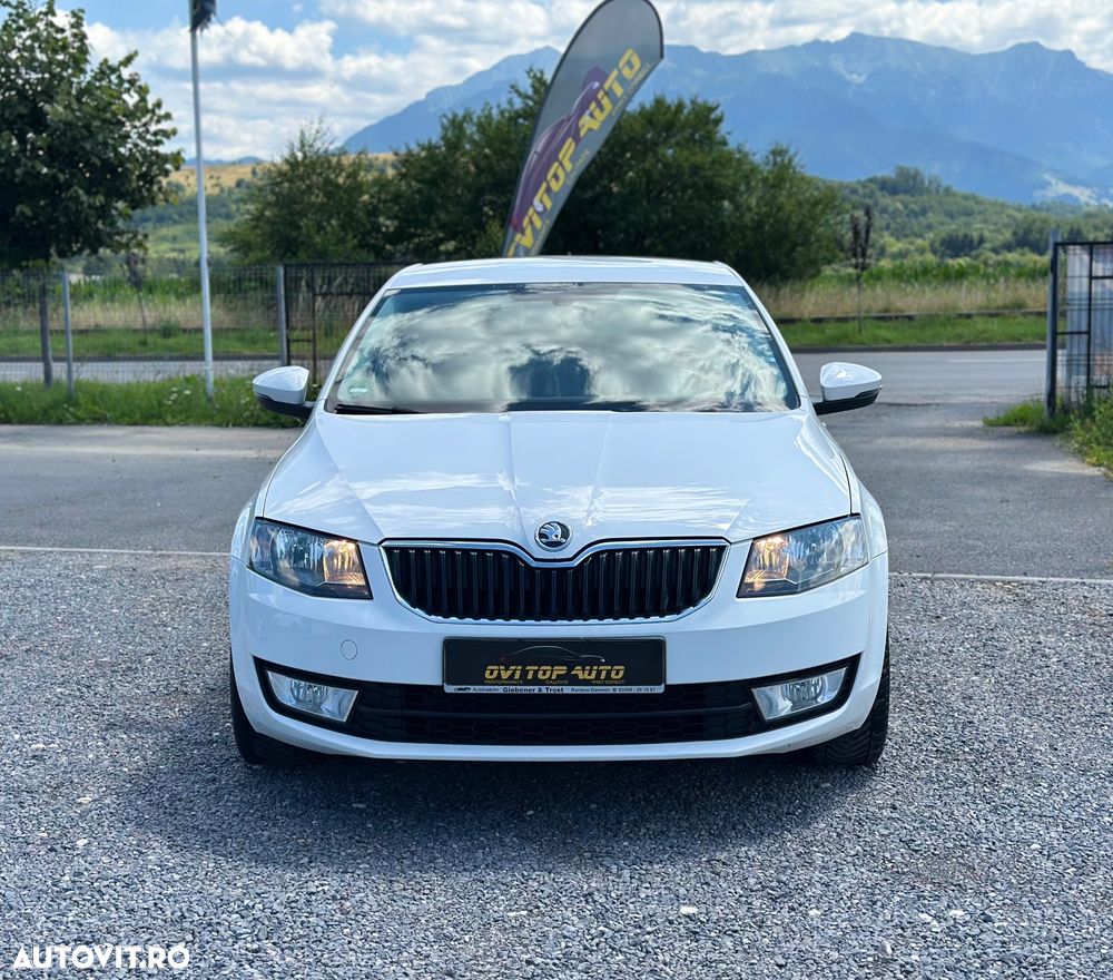 Skoda Octavia 1.6 TDI DPF Ambition - 2