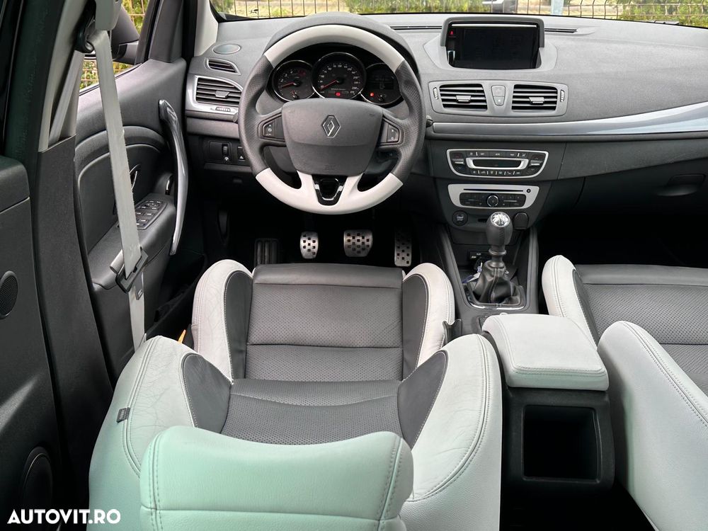 Renault Megane 1.5 dCi GT Line - 13