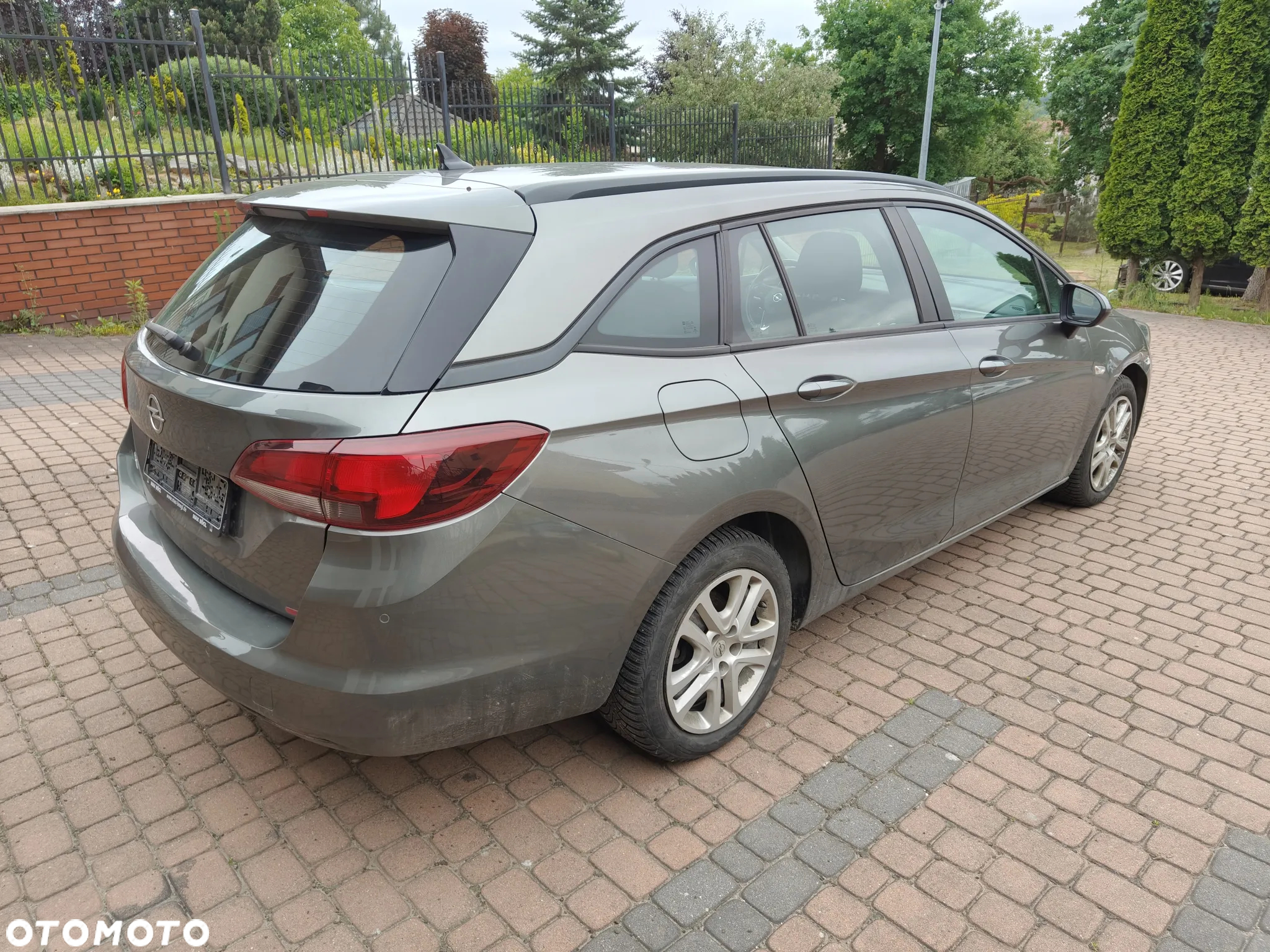 Opel Astra 1.6 CDTI Sports Tourer Active - 4