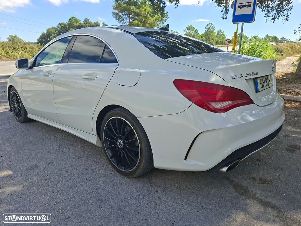 Mercedes-Benz CLA 200 (CDI) d 4Matic 7G-DCT AMG Line - 2
